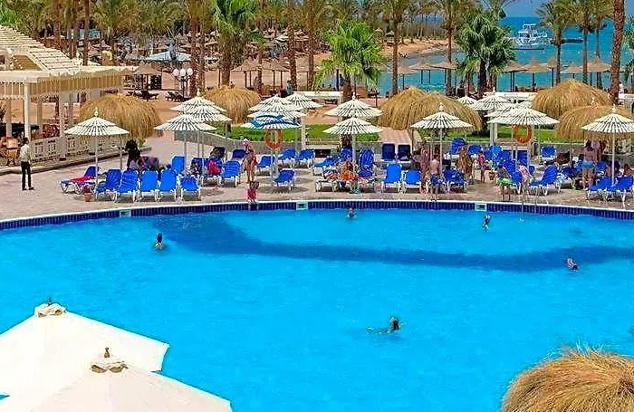 One Bedroom With Aqua View At Mirage Bay Aparthotel