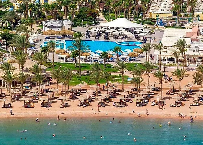 One Bedroom With Aqua View At Mirage Bay Aparthotel