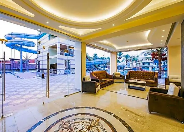 One Bedroom With Aqua View At Mirage Bay