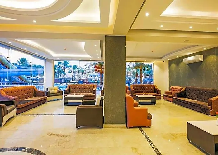 One Bedroom With Aqua View At Mirage Bay Aparthotel 4*