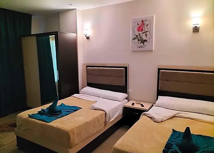 One Bedroom With Aqua View At Mirage Bay 4*